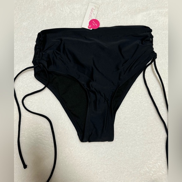 Bikini bottoms - Picture 1 of 3